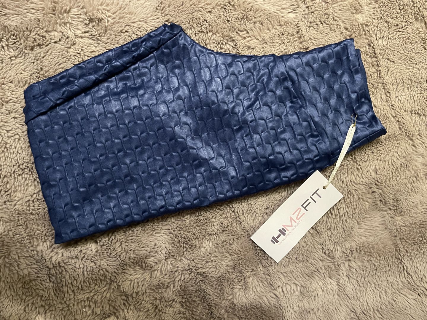 Customer photo review of Black Metallic Legging