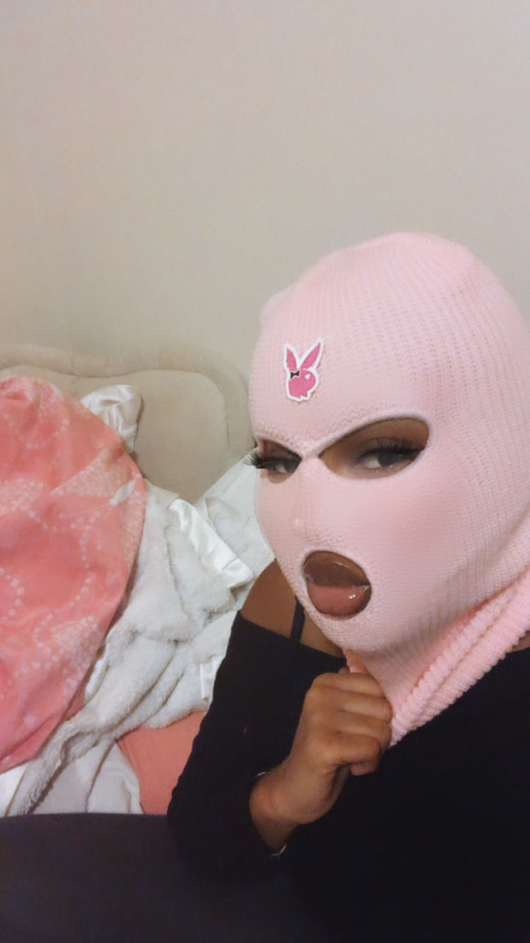 Customer photo review of Grunge Solid Color Knitted Ski Mask