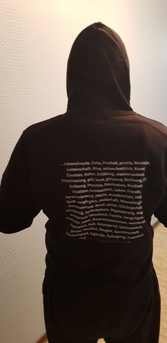 Customer photo review of Feuerwerk Support Hoodie