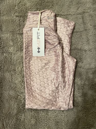 Customer photo review of Rose Gold Metallic Legging