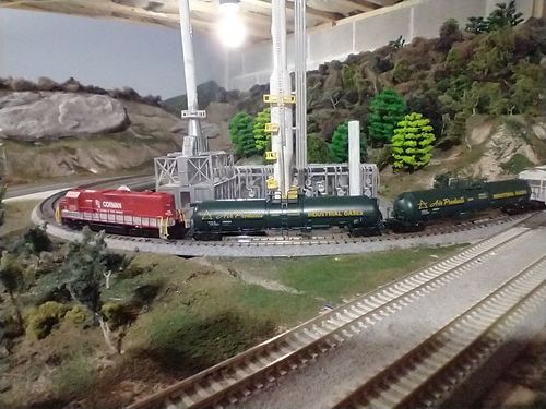 Customer photo review of BLI 3823 Cryogenic Tank Car, Air Products, 2-pack, N
