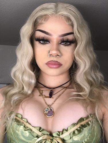 Customer photo review of EYEVOS LA Girl Grey Colored Contact Lenses