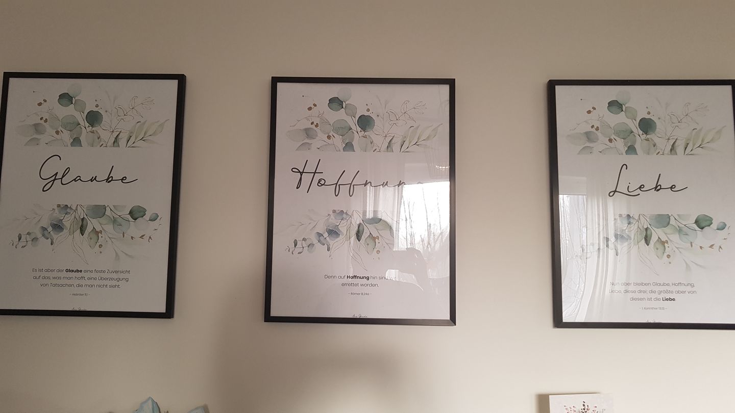 Customer photo review of Poster "Glaube Hoffnung Liebe" · 3er Set · Pflanzen Grün · A3 / A4 · Bibelvers Deutsch