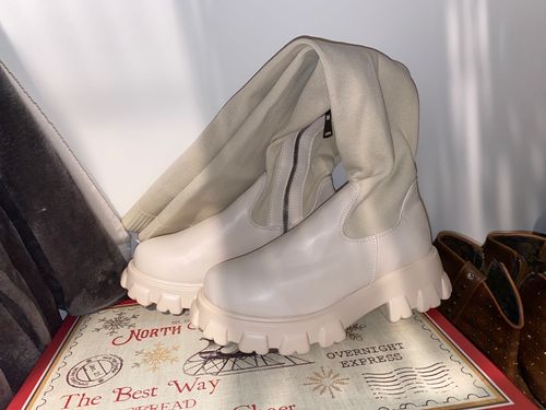 Customer photo review of Solid Color Patchwork Smart Chunky Boots