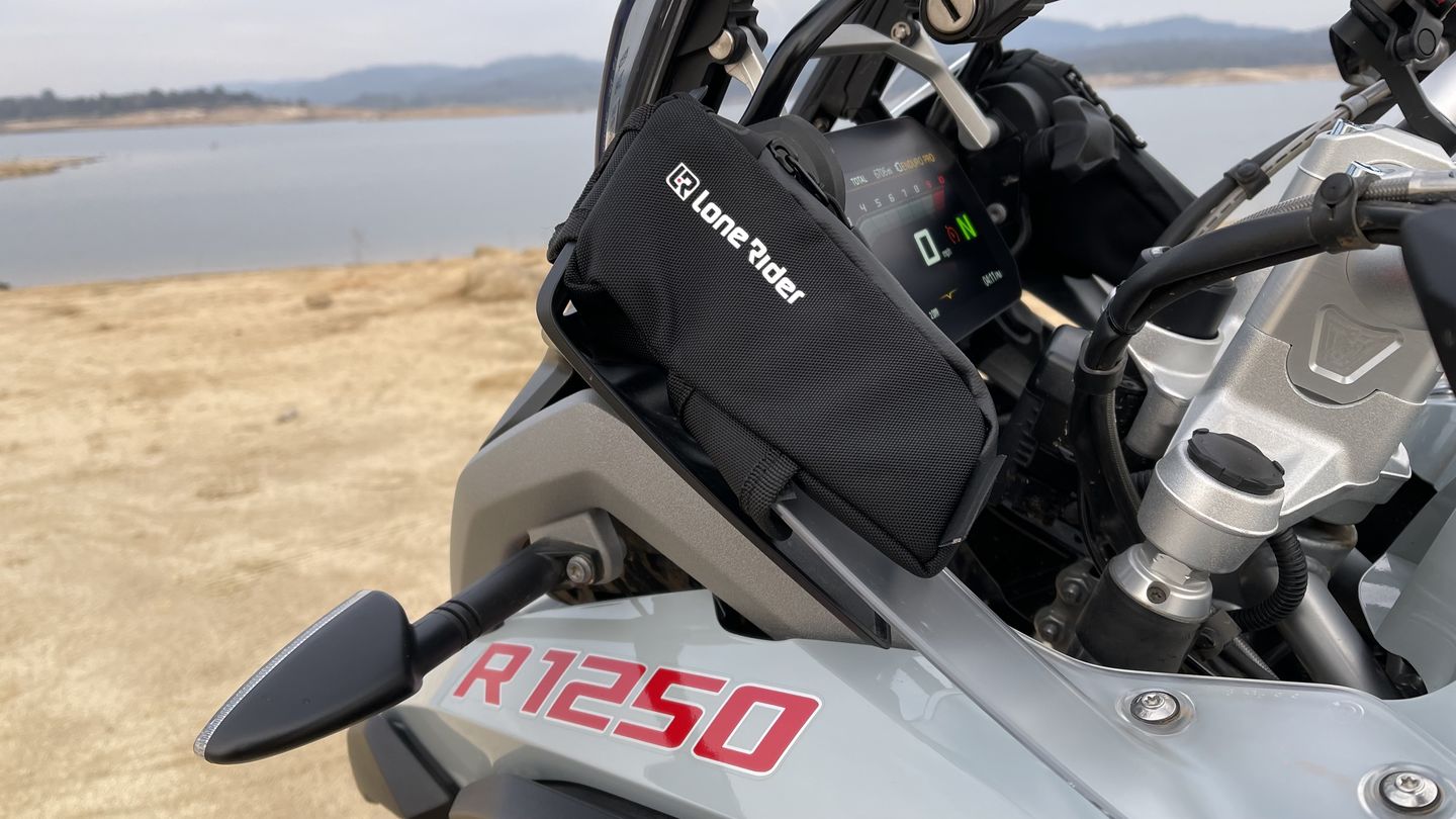 Customer photo review of Cockpit Hangry Pouch Set - BMW R1200/1250 GS / GS Adventure