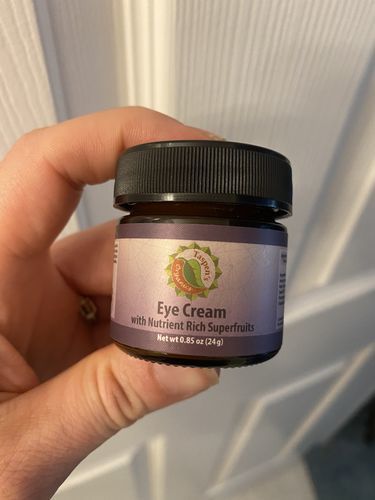Customer photo review of Eye Cream with Superfruits