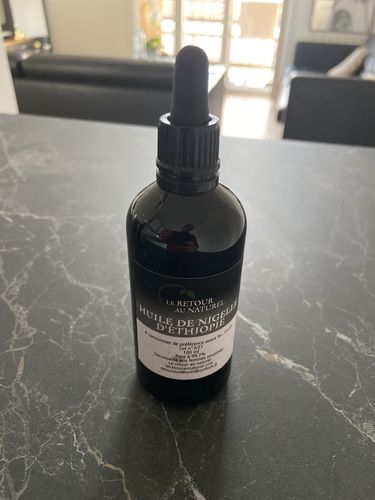 Customer photo review of HUILE DE NIGELLE D'ETHIOPIE (HABACHIA) 100 ML - Régénère la peau et renforce les défenses immunitaires