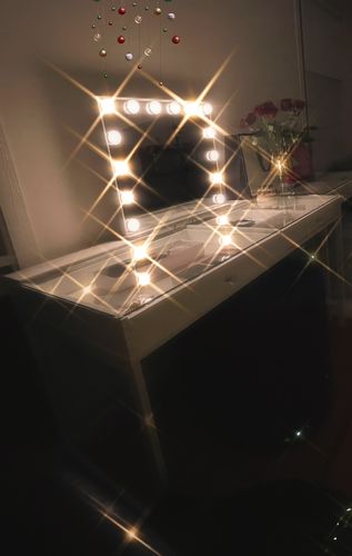 Customer photo review of (Set) Hollywood Mirror & Table Set Large