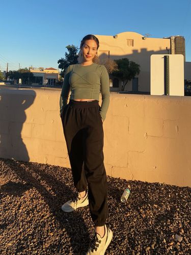 Customer photo review of Eco-Mousse™ Thermal Brushed Rib Corset Crop Top