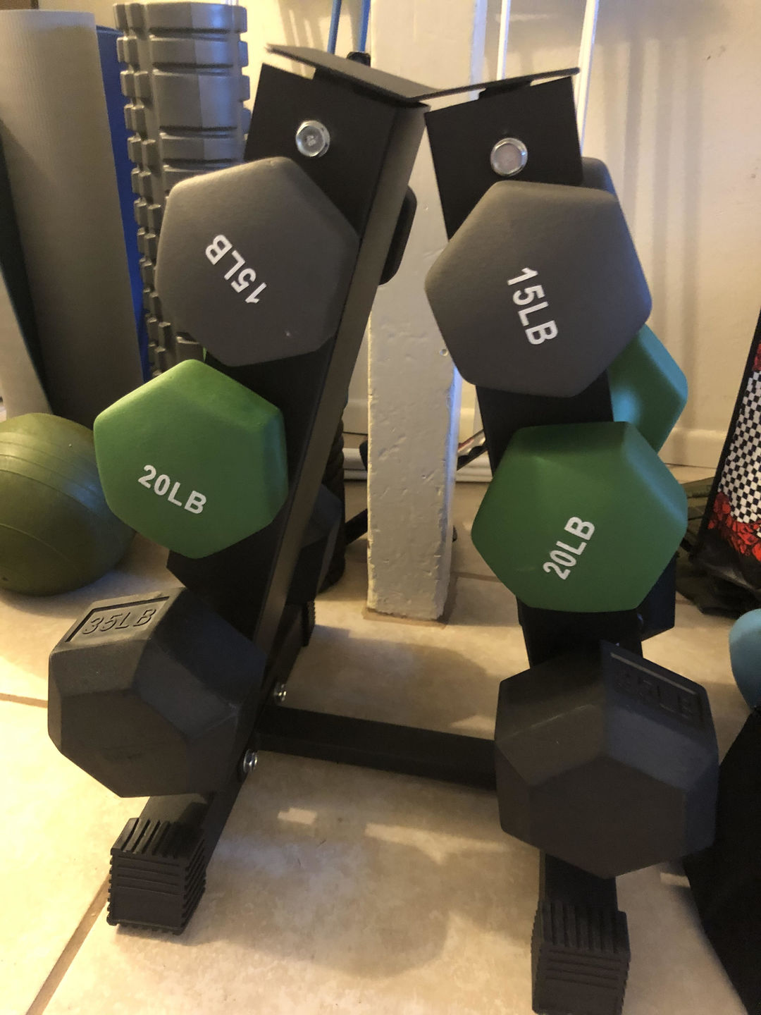 Customer photo review of Dumbbell Rack A-Frame Stand 3, 5 Pairs | RitFit Storage