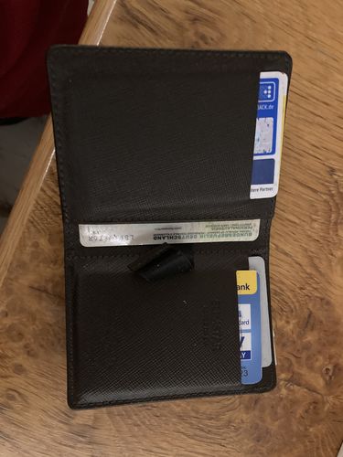 Customer photo review of Flap Boy - Magic Wallet with Coin Pocket