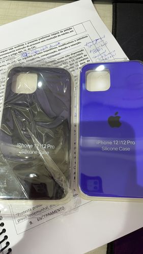Customer photo review of iPhone Silicone Case (Black)