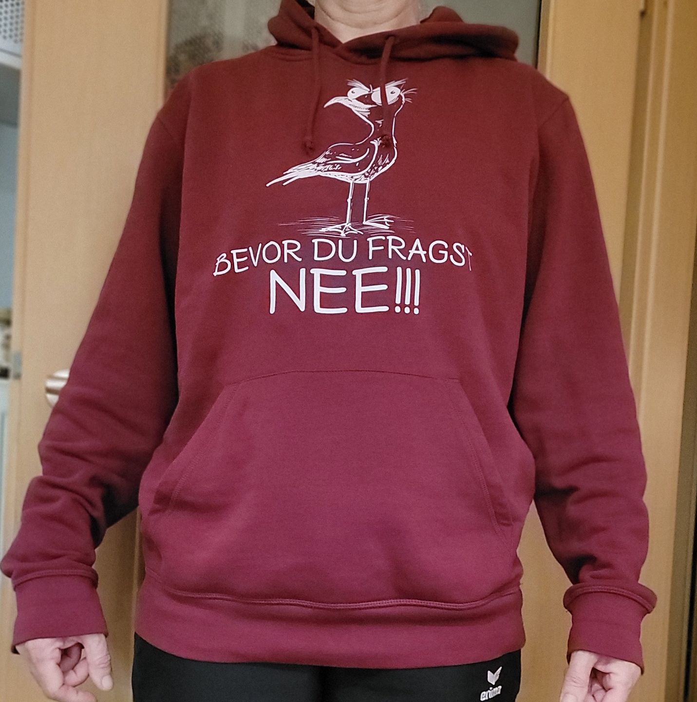 Customer photo review of Moin Simple · Unisex Bio Hoodie