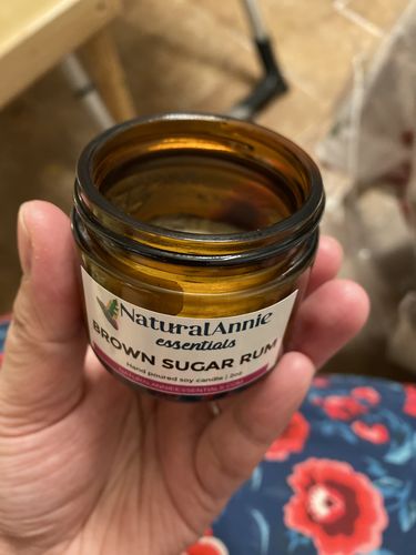 Customer photo review of BROWN SUGAR RUM 2 oz Scented Soy Candle