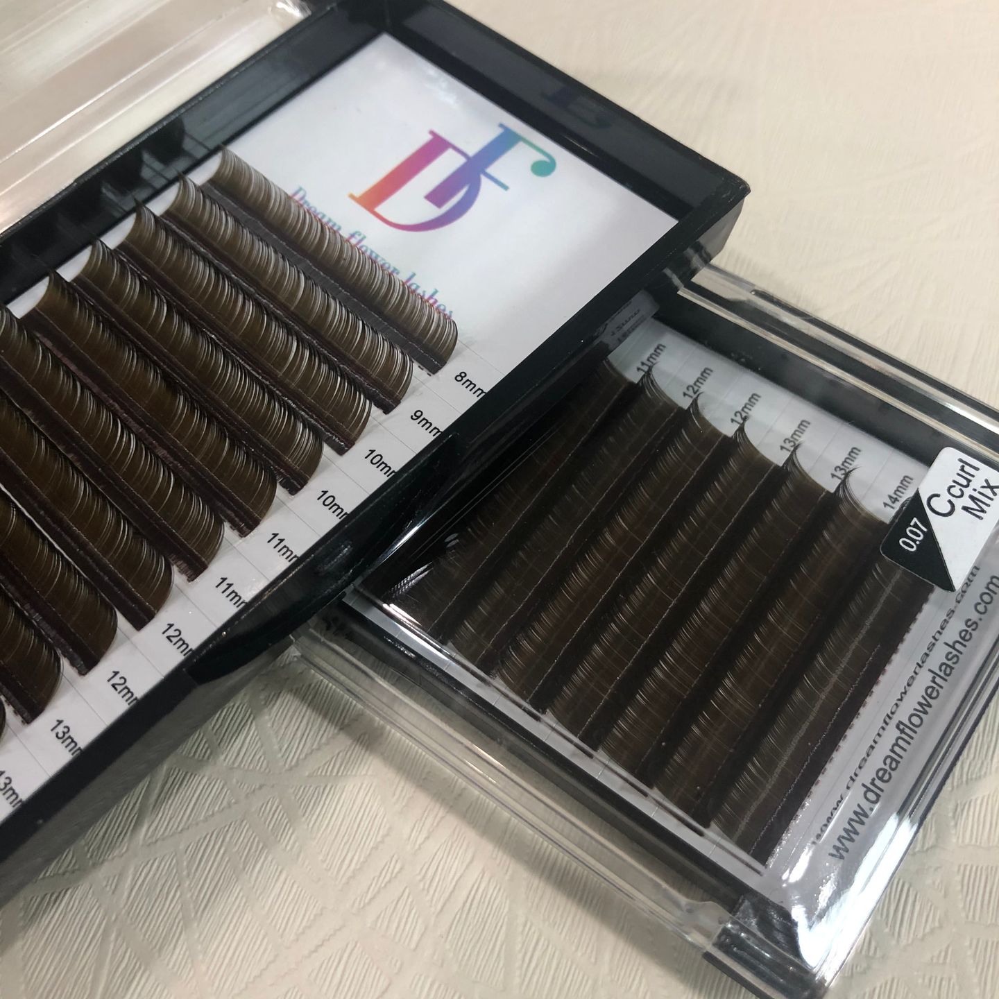 Customer photo review of Dark Brown Eyelash Extensions 0.07mm
