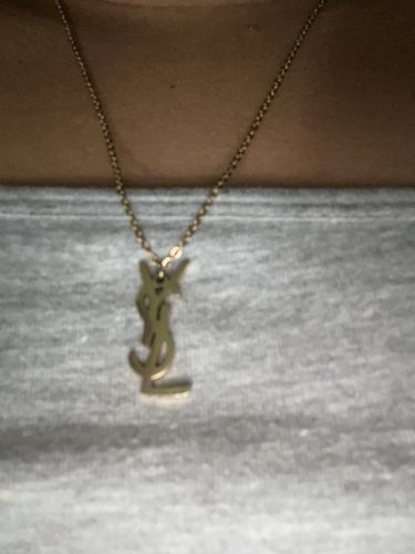 Customer photo review of Collier Laurent or