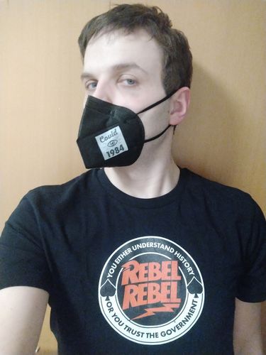 Customer photo review of 3 STÜCK MASKE KN95 (FFP2) • COVID1984 - SCHWARZ