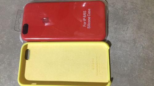 Customer photo review of iPhone Silicone Case (Red)