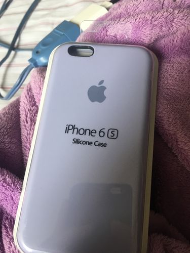 Customer photo review of iPhone Silicone Case (Grey Blue)