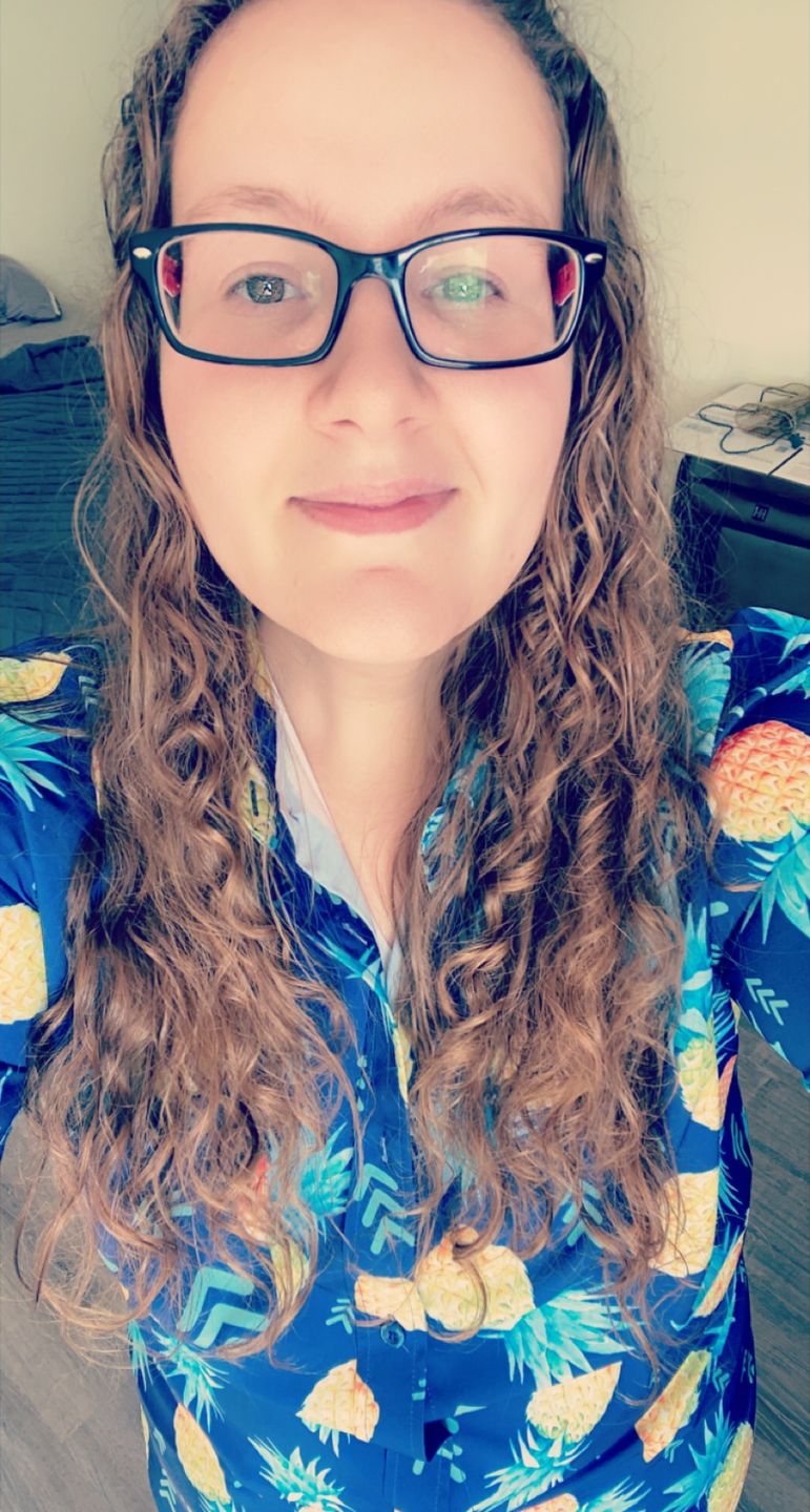 Customer photo review of 21 Pineapples Signature Hawaiian Shirt