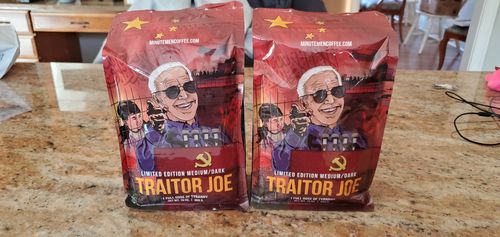 Customer photo review of TRAITOR JOE Collectors Roast