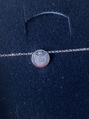 Customer photo review of Silber Lineart Love Armkette