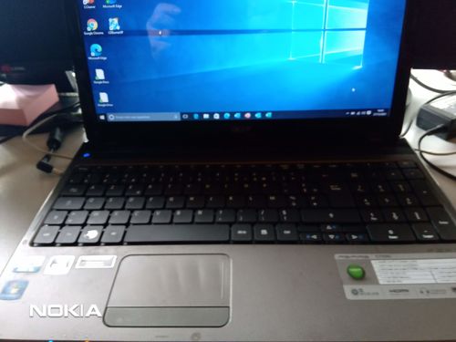 Avis photo d'un client sur Clavier Azerty Français Pour Acer Aspire 5740G 5741G 5742G 5745G 5749Z 5750G