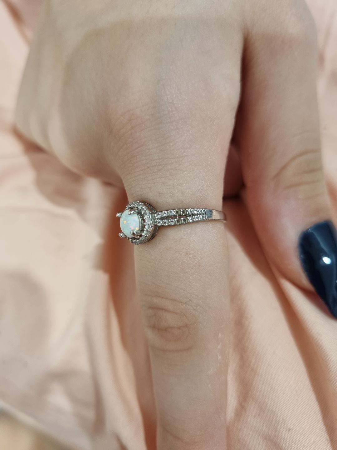 Customer photo review of Stardust Opal (Bath Bomb)