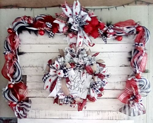 Customer photo review of 10.25"X10Yd Border Stripe Metallic Mesh Red/White RE850349