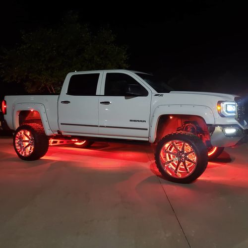 Customer photo review of Premium RGB+W Rock Lights