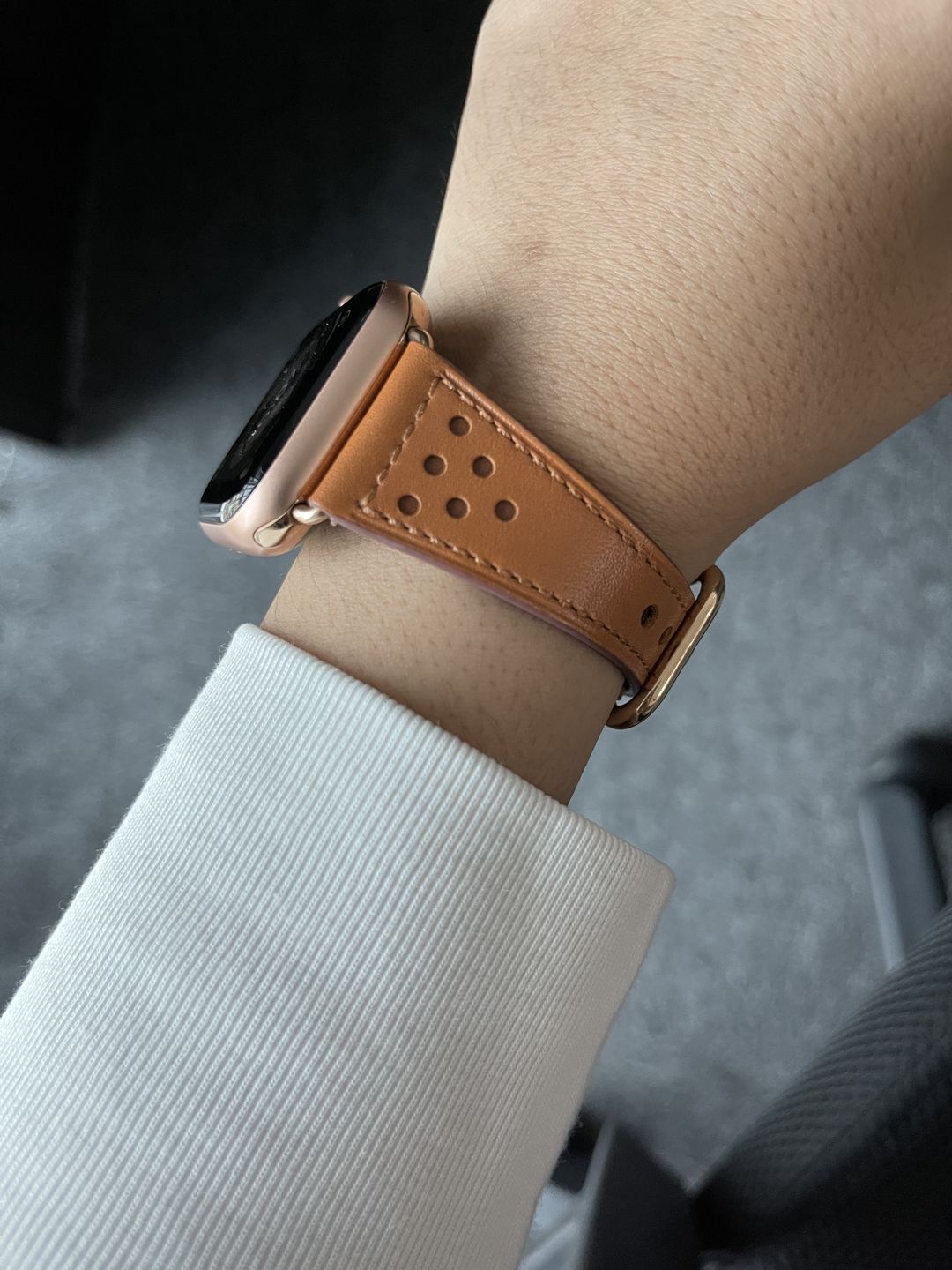 Customer photo review of Vicus Leather Band (4 Colours)