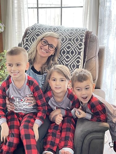 Customer photo review of MERRY CHRISTMAS Antler Print Grey Top with Black and Red Plaid Pants Family Matching Pajamas Set JJF-005