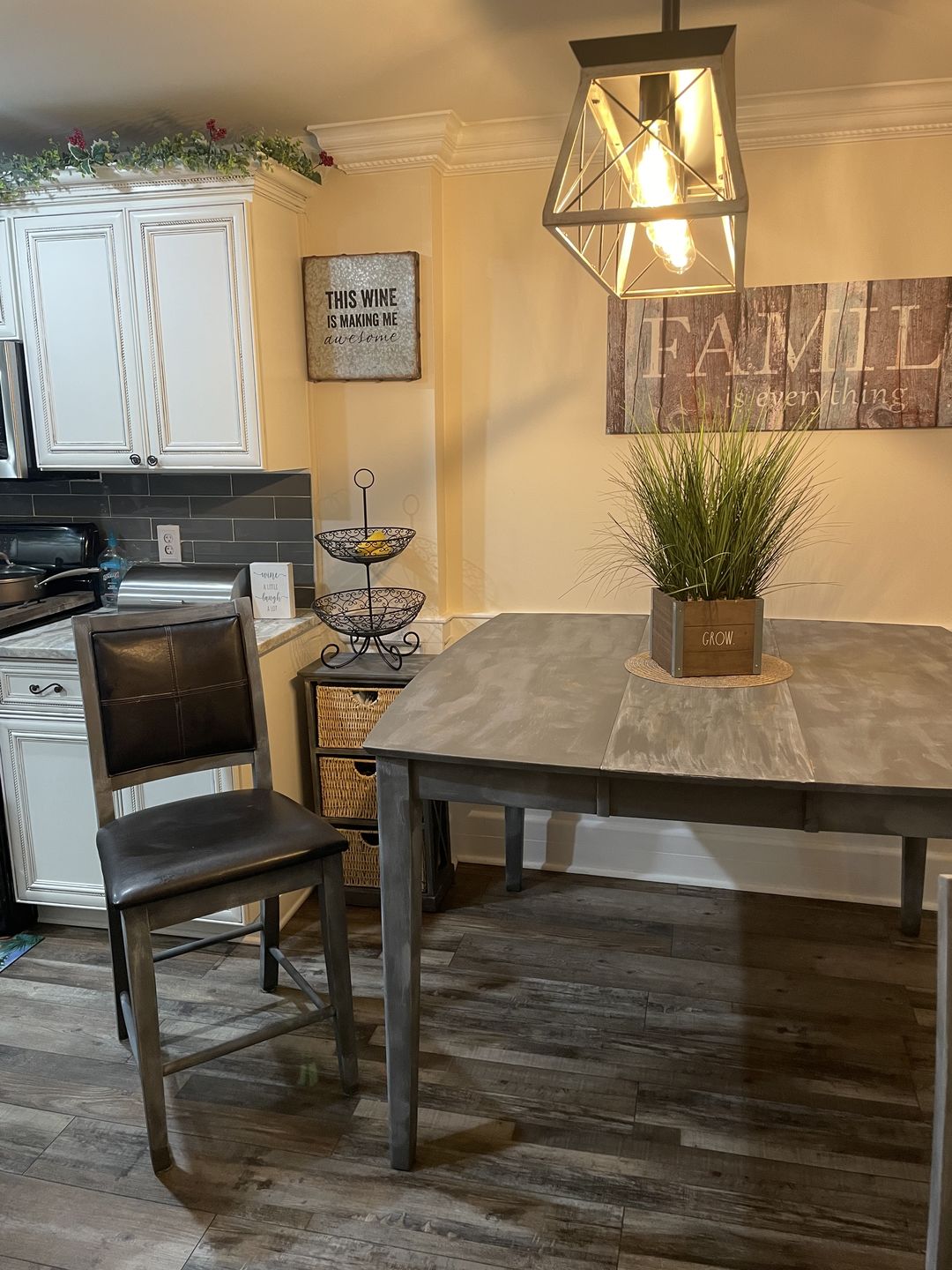 Customer photo review of Good Man is Hard to Find - One Step Paint