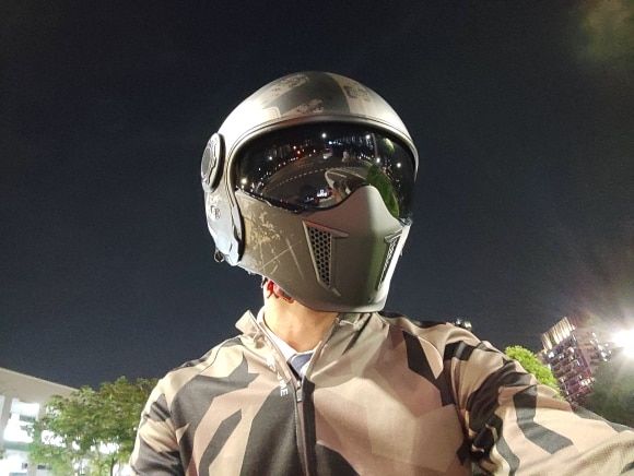 Customer photo review of 'Air Force' Open Helmet with Retractable Visor