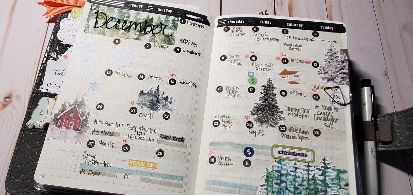 Customer photo review of B6 2022 Weekly Planner - 52gsm Tomoe River Paper