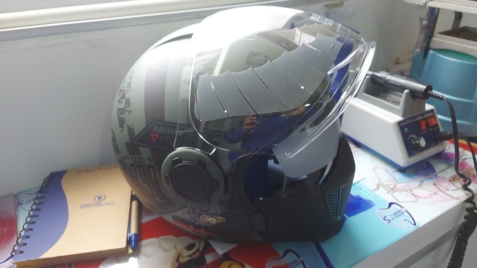 Customer photo review of 'Air Force' Open Helmet with Retractable Visor
