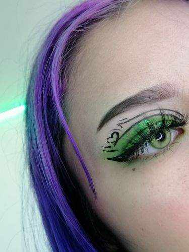 Customer photo review of Sorayama Green Contact Lenses