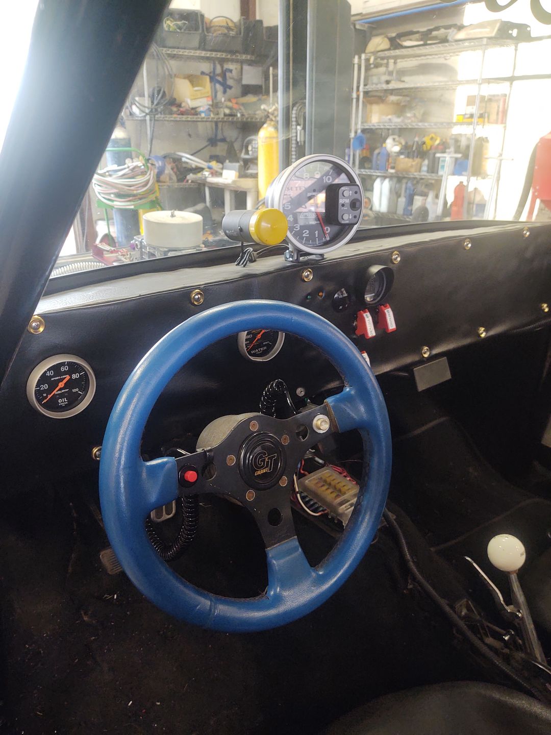 Customer photo review of Motion Raceworks Momentary Small Push Button w/6' Wound Cord (Red or Green)
