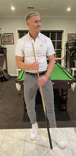 Customer photo review of White Element Men's Short Sleeve Muscle Fit Shirt