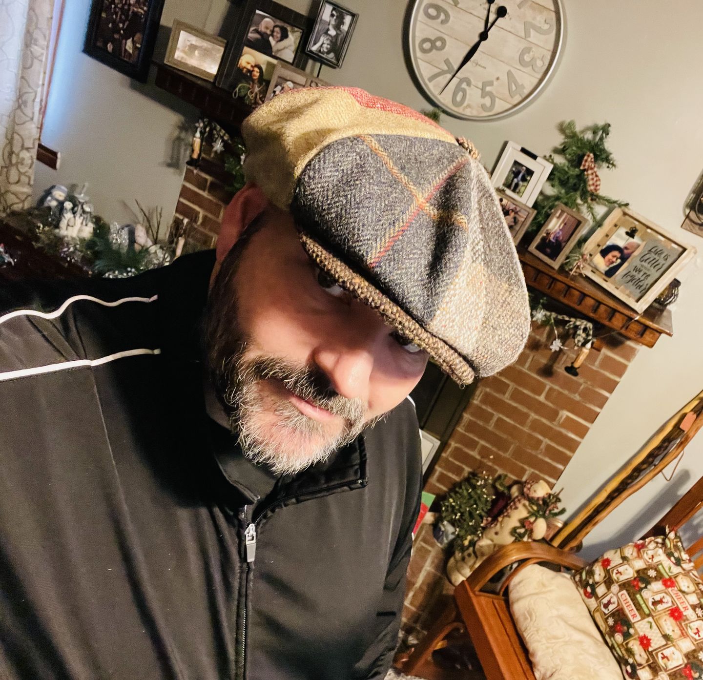 Customer photo review of Eight Piece Cap Patchwork Tweed