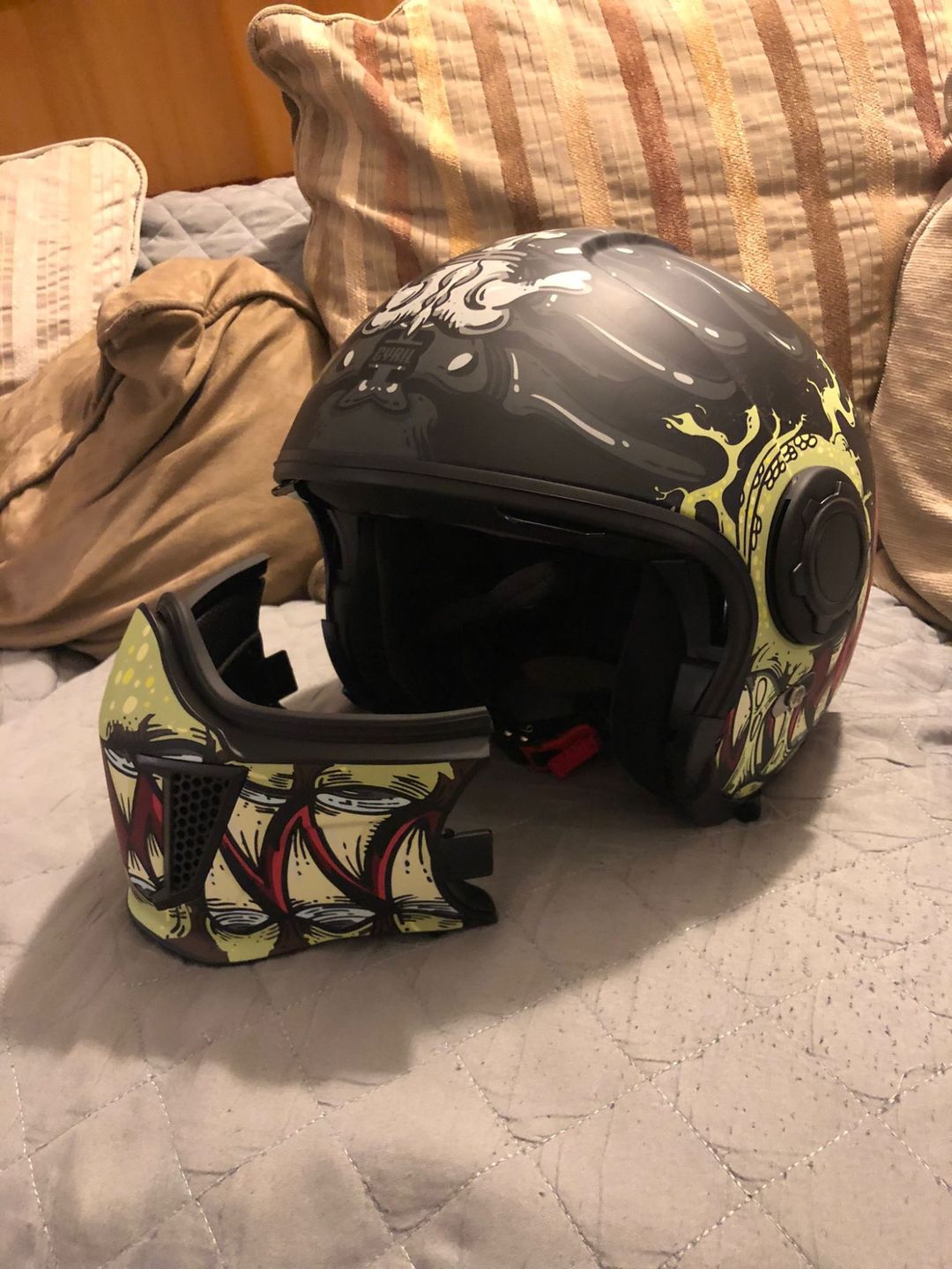 Customer photo review of 'Air Force' Open Helmet with Retractable Visor