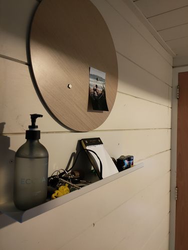 Customer photo review of FOLD Display Ledge 600