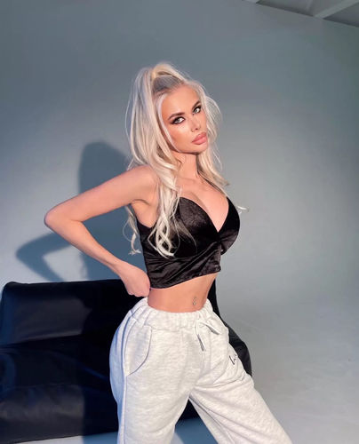 Customer photo review of It's Complicated Satin Top