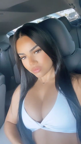 Customer photo review of White Twist Sports Bra