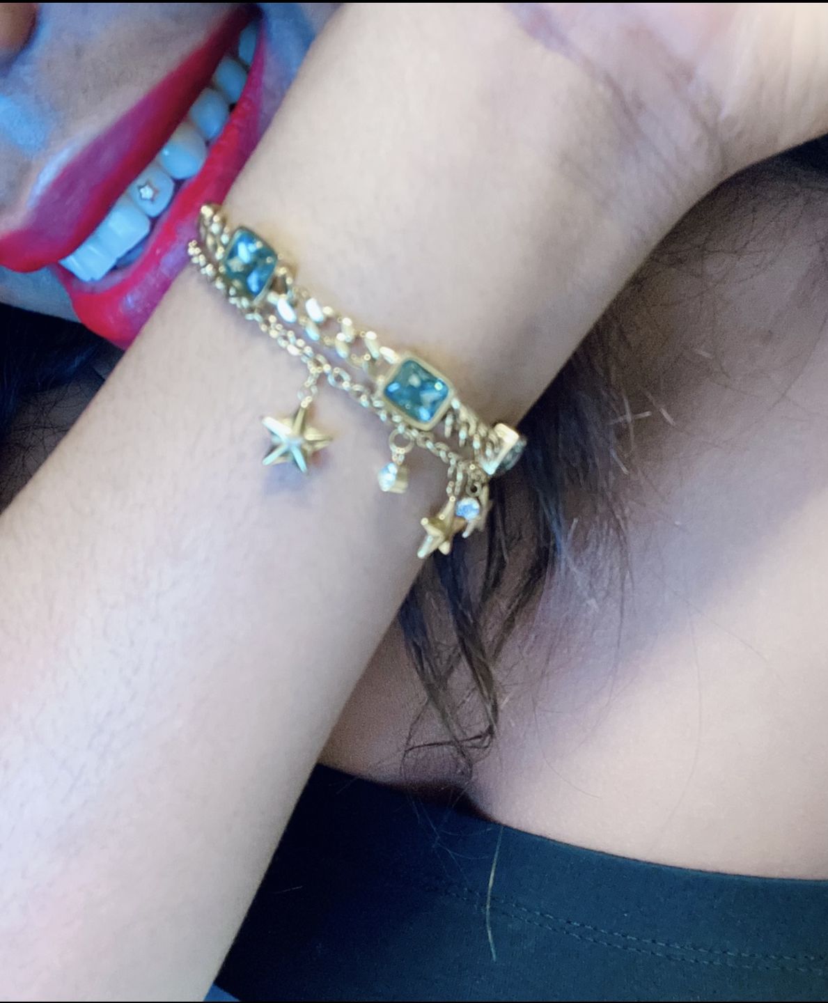 Customer photo review of Star w. Diamond 22-karat gold