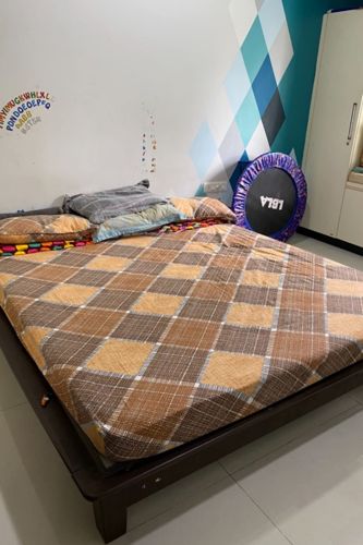 Customer photo review of Elastic Bedsheet, King Size