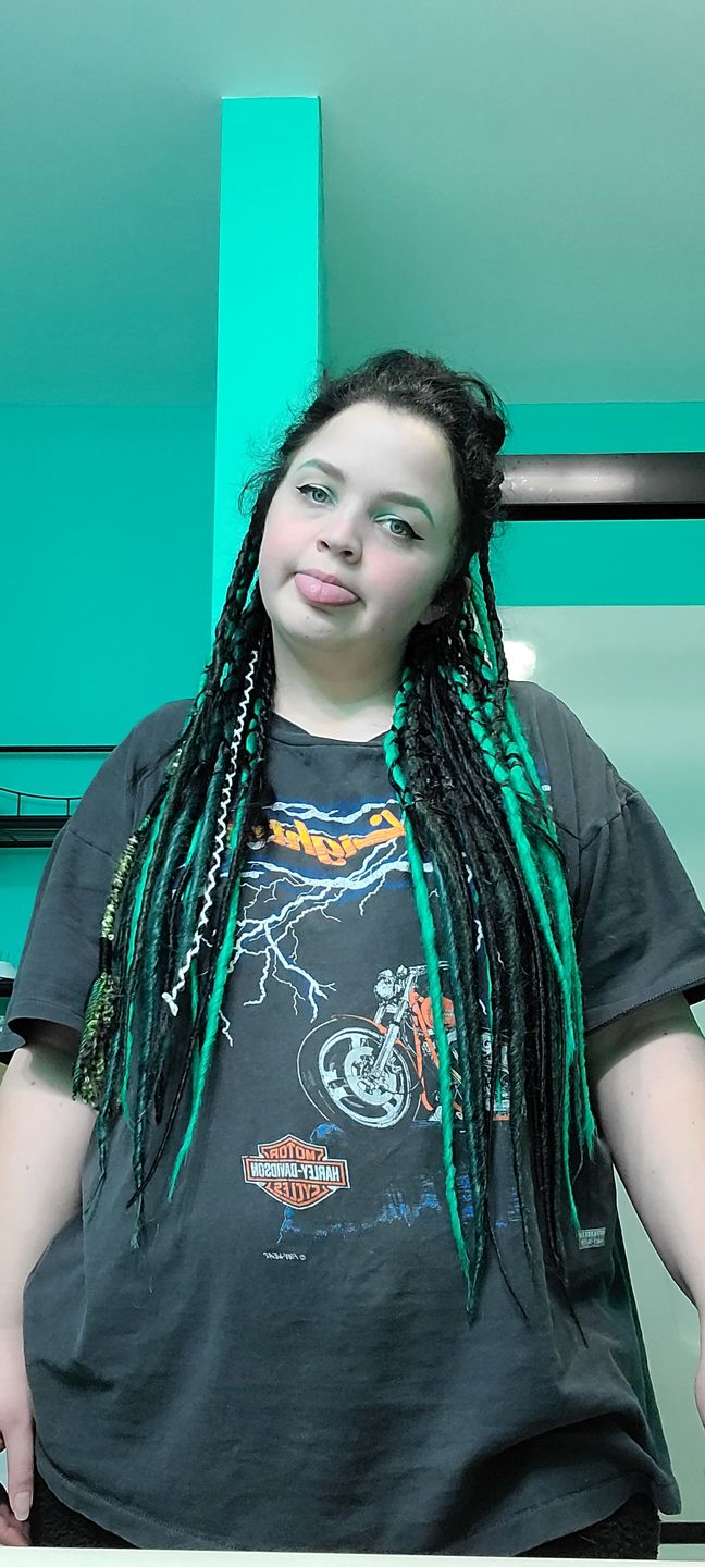 Customer photo review of Jet Black  - (1 pack of 5 Dreads)