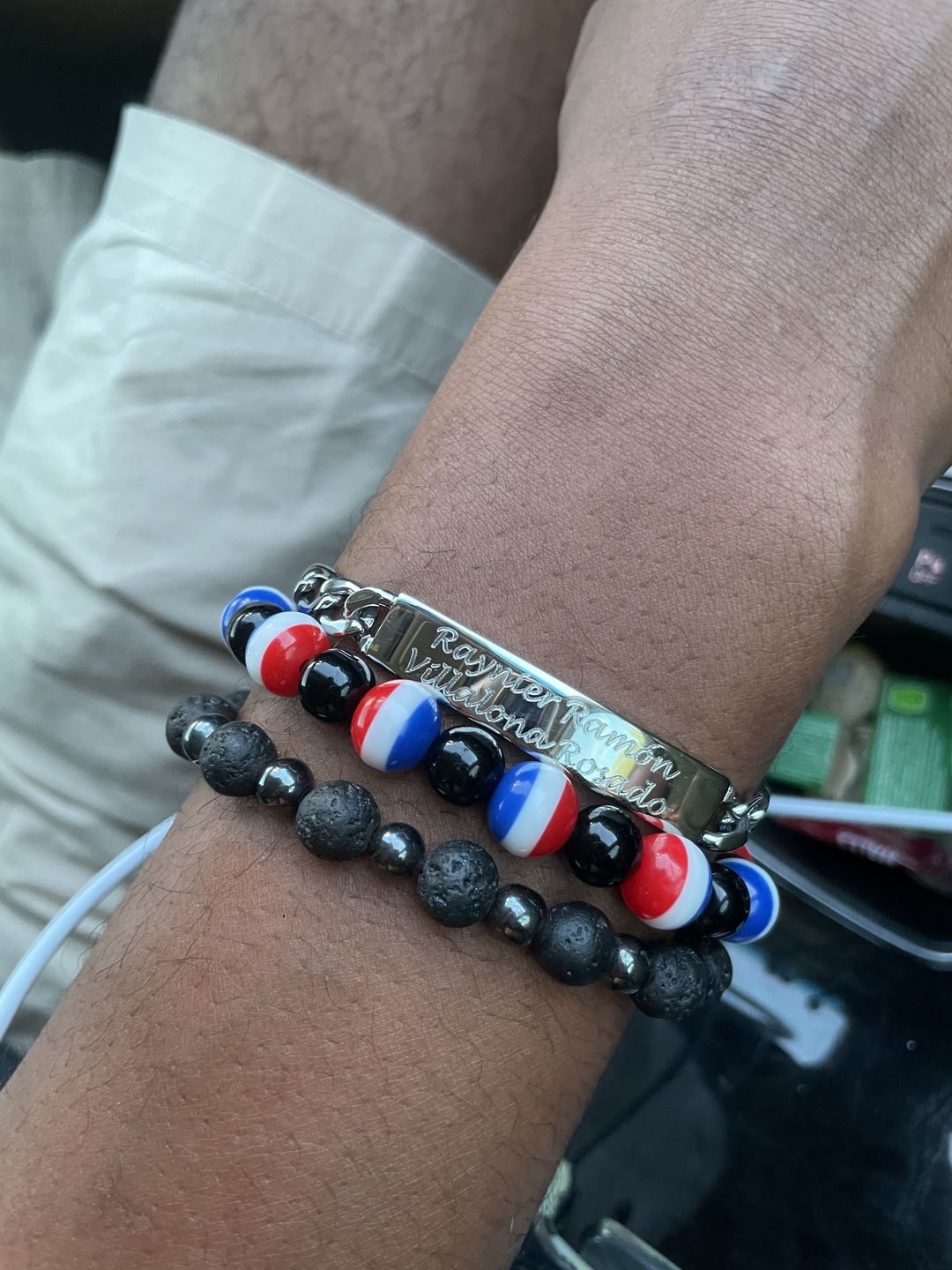 Customer photo review of 7mm Figaro Link Engravable ID Bracelet