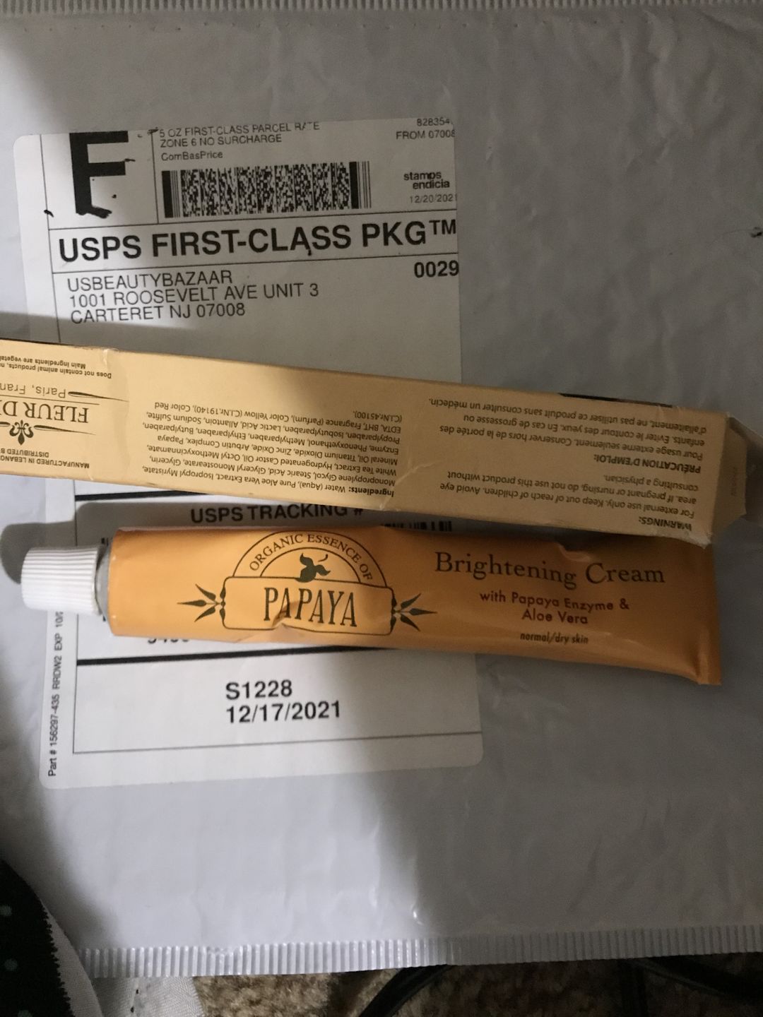 Customer photo review of Organic Extract of Papaya Brightening Gel Tube | 30g | 1Oz