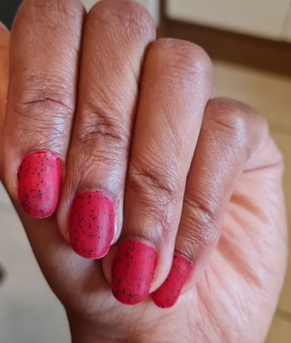 Customer photo review of Macaron Gel Polish Gift Set
